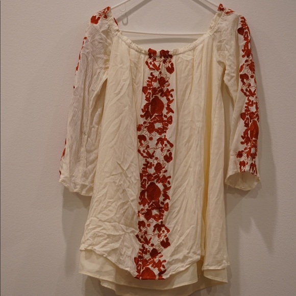 Tobi Cream and Red Floral Dress M - Picture 2 of 3